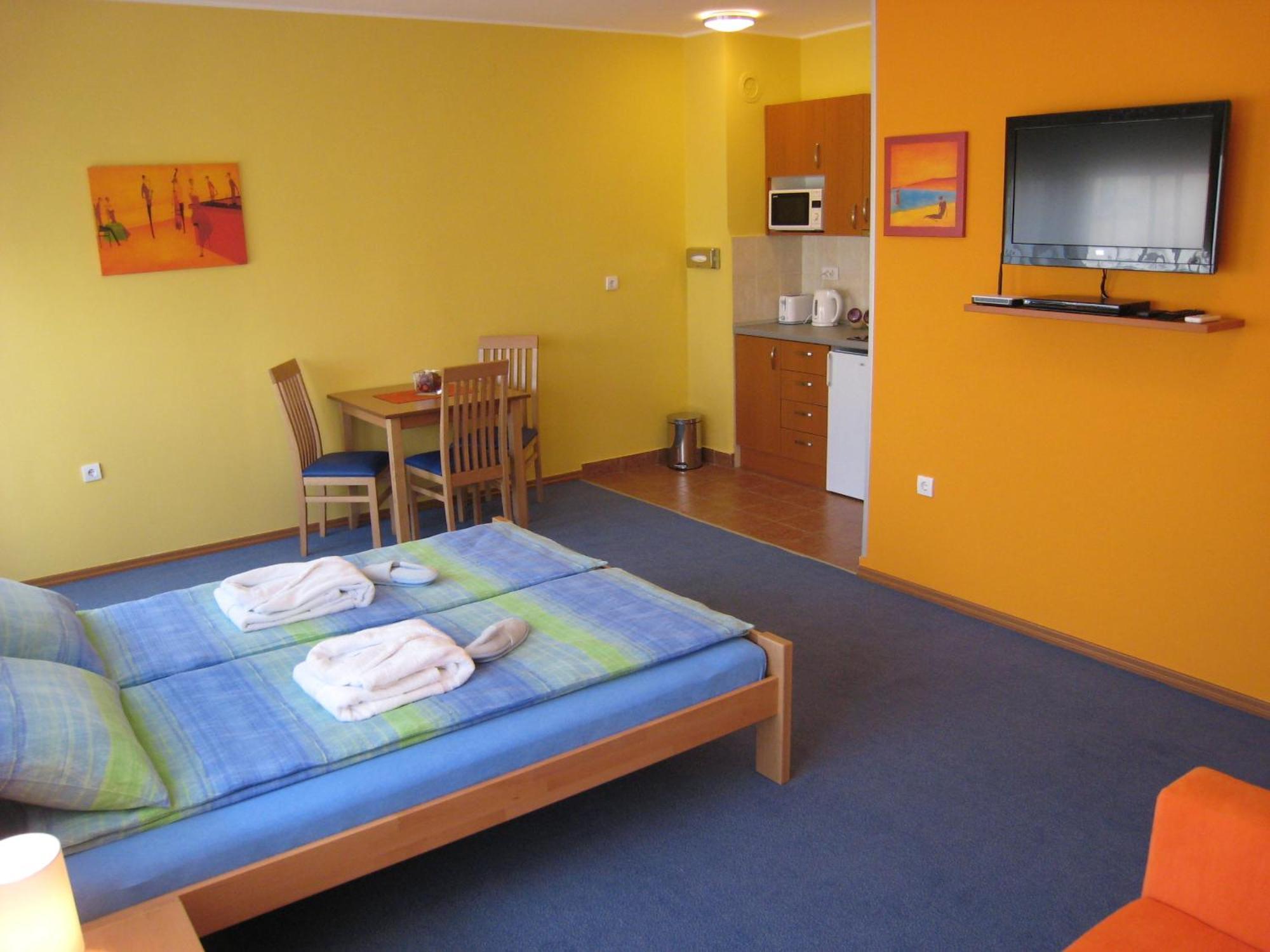 Spirit Hostel And Apartments Beograd Eksteriør bilde