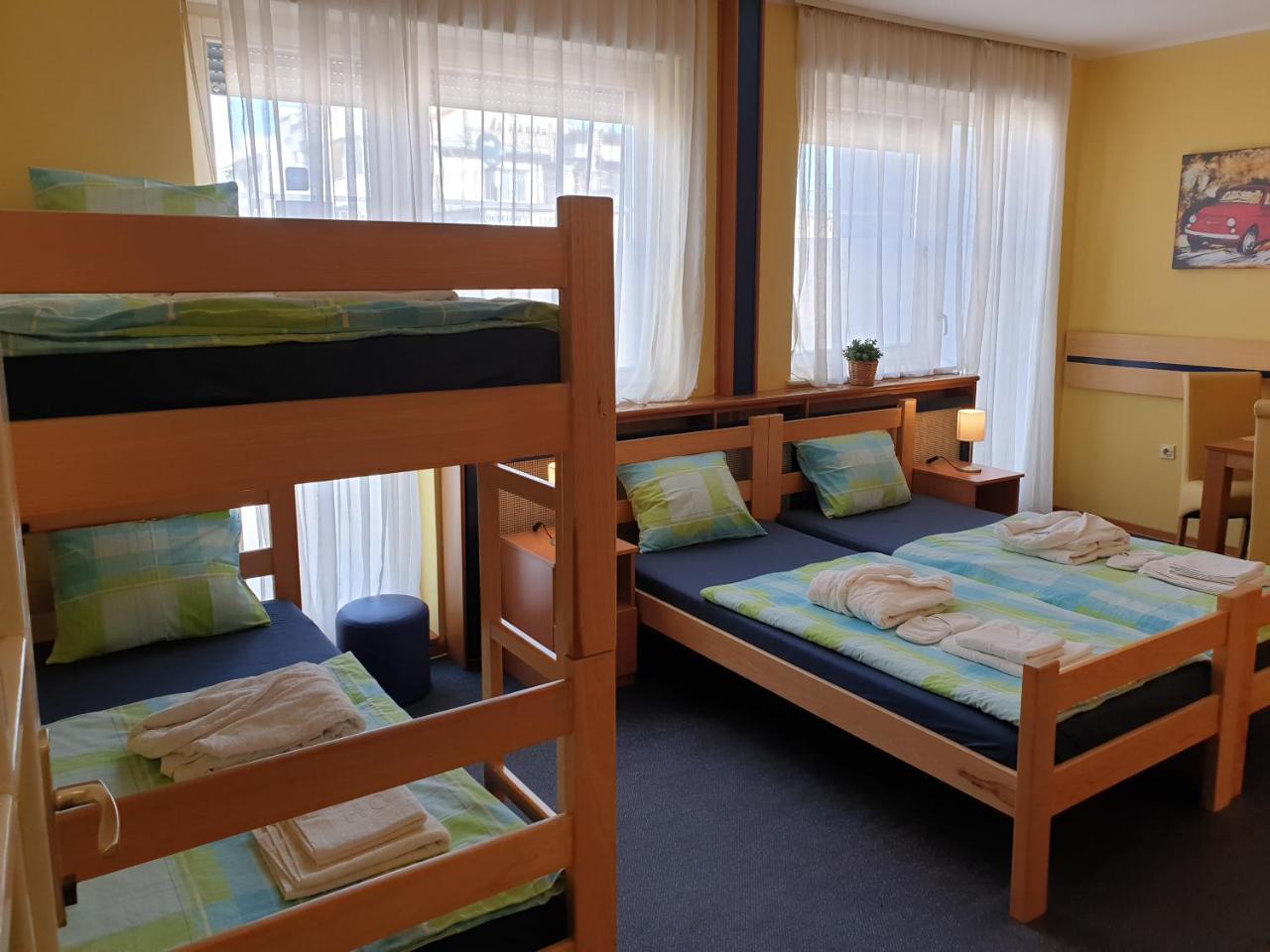 Spirit Hostel And Apartments Beograd Eksteriør bilde