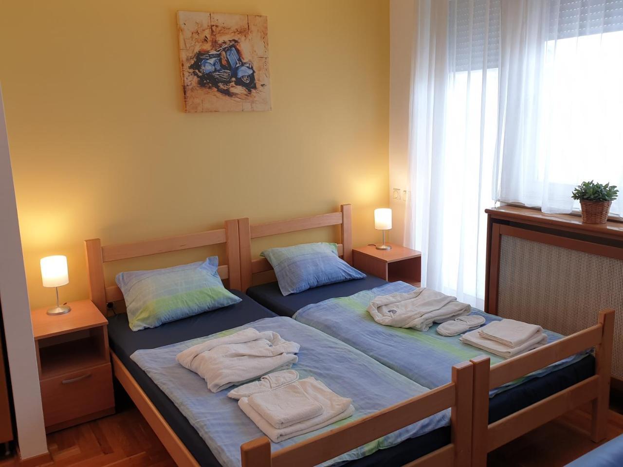 Spirit Hostel And Apartments Beograd Eksteriør bilde