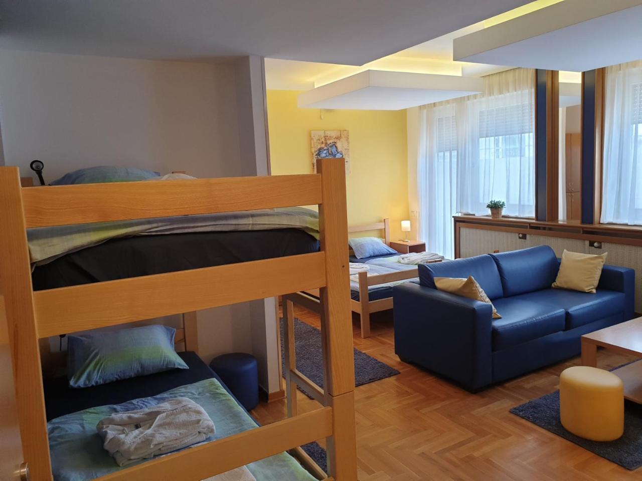 Spirit Hostel And Apartments Beograd Eksteriør bilde